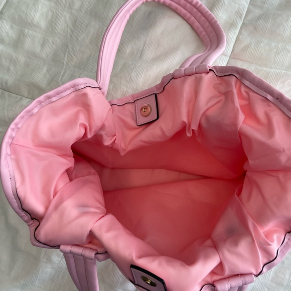 New with tags Victoria’s Secret Bag measurements in photo Pink - Picture 8 of 12